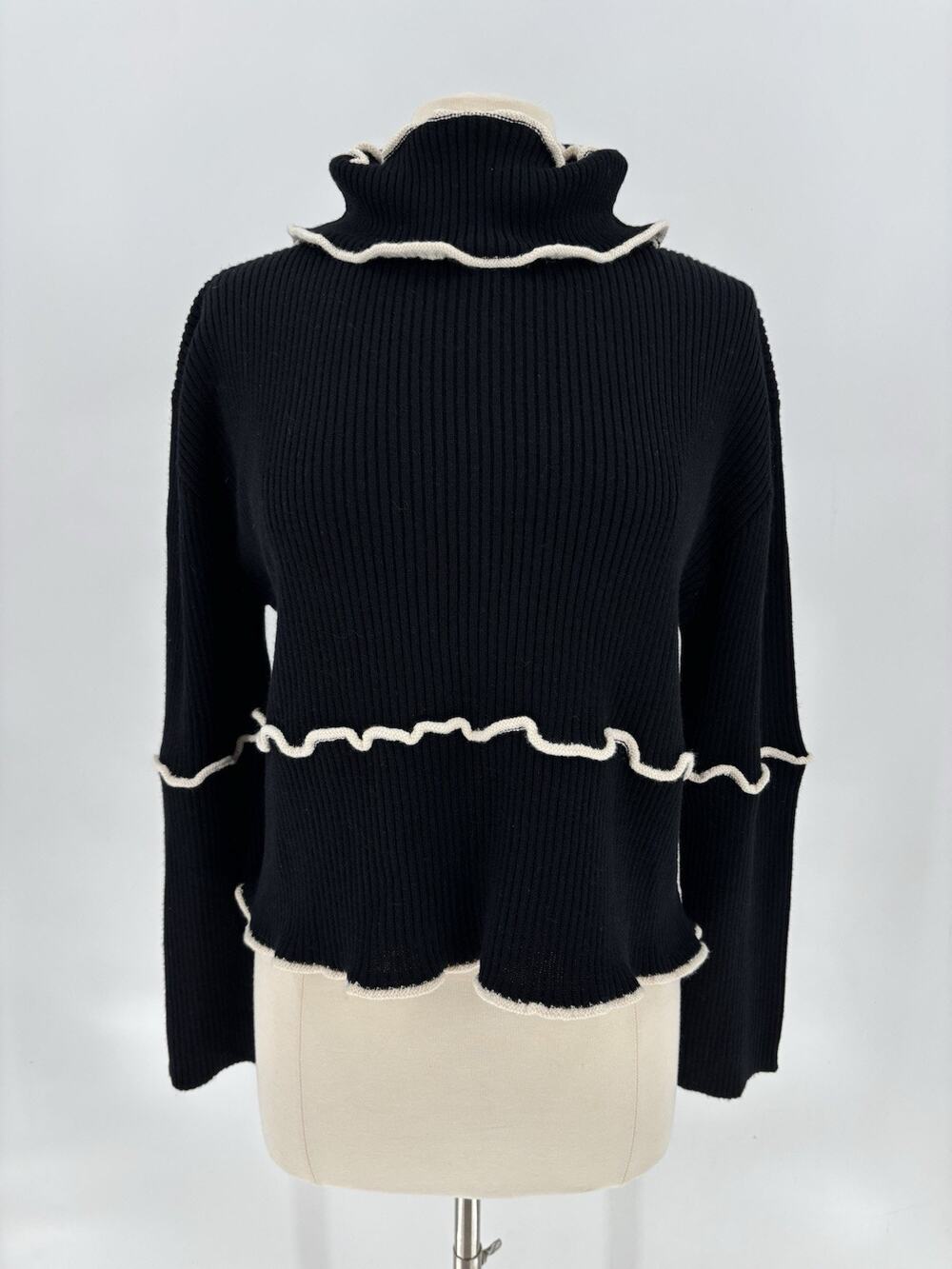 Animale Turtleneck Sweater Womens Medium Black Ivory Ruffle Knit Wool Pullover